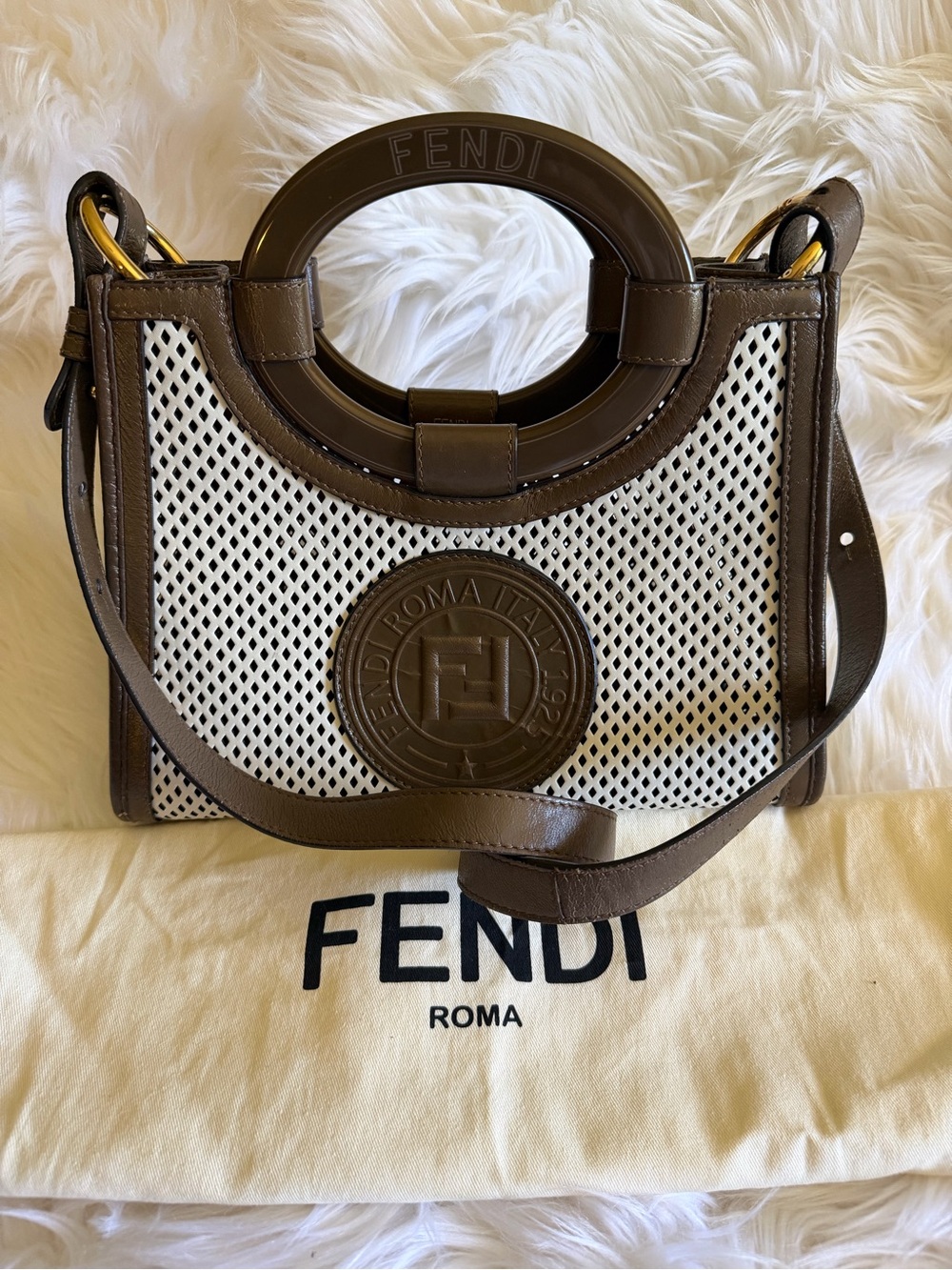 Fendi Runaway White FF PVC Calfskin Leather Shopper Tote - Picture 3 of 10